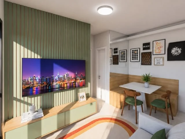 Sala com painel ripado verde e rack suspenso
